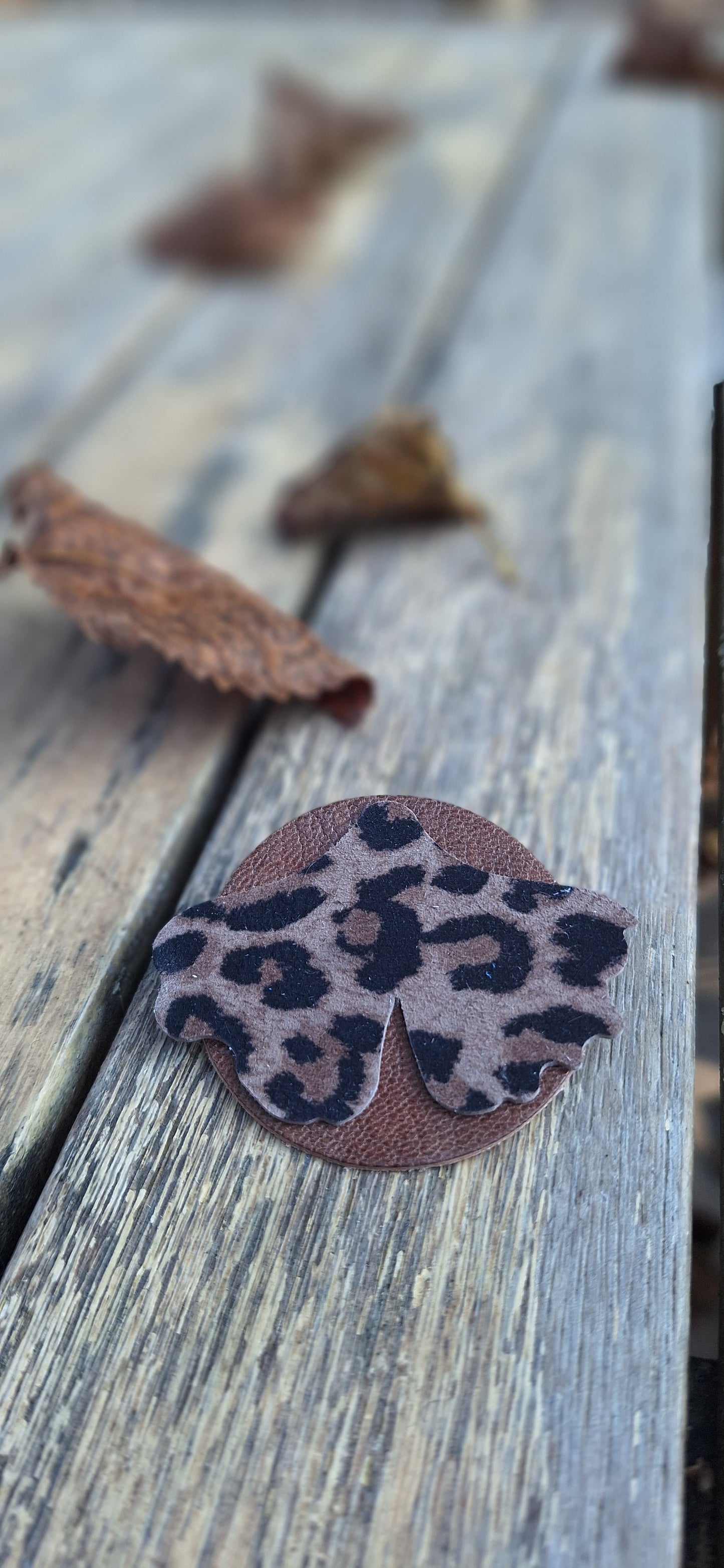 Broche Gingko - marron & léopard