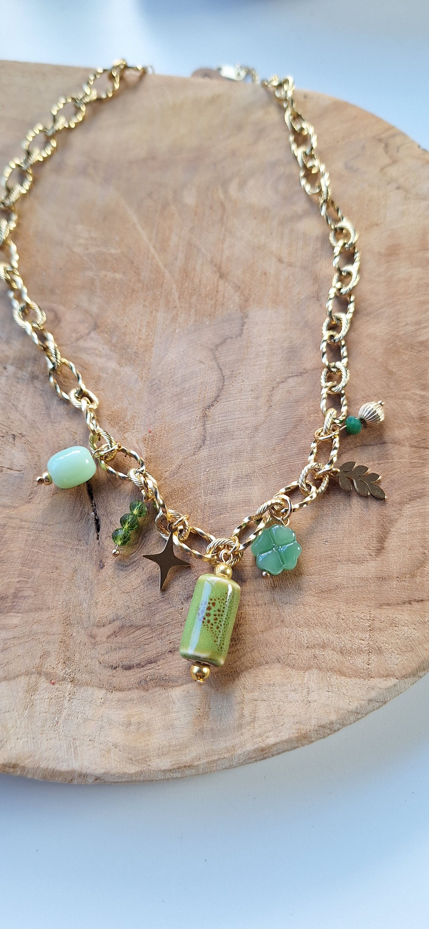 Collier-chaîne à breloques - modèle au choix